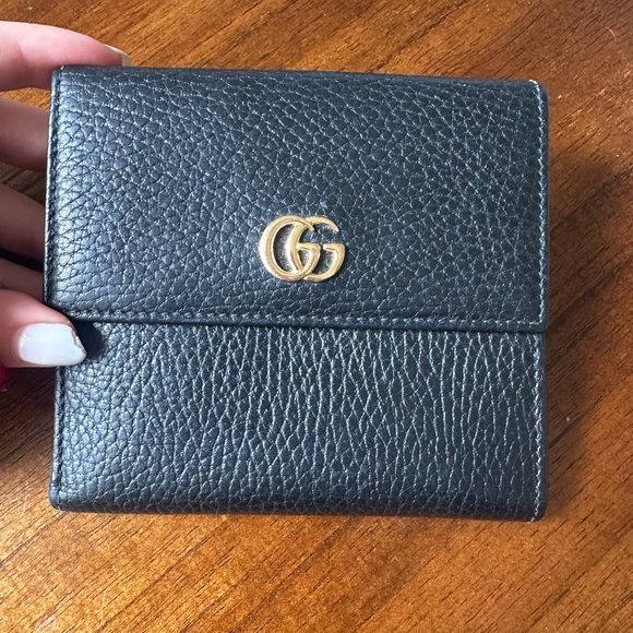 Gucci Black Leather Wallet - Picture 1 of 7